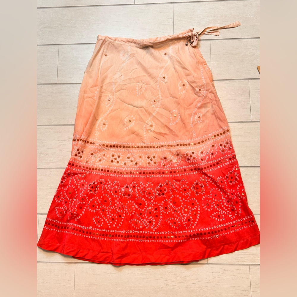 Bebe Cream Skirt
